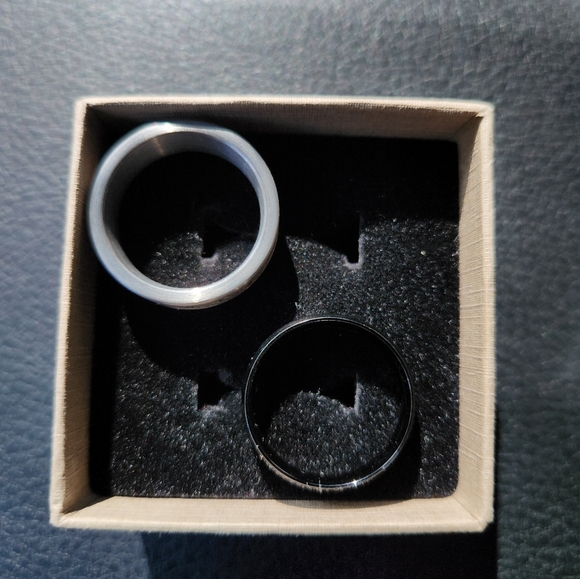 Tungsten size 10.5 men's wedding bands - Picture 2 of 3